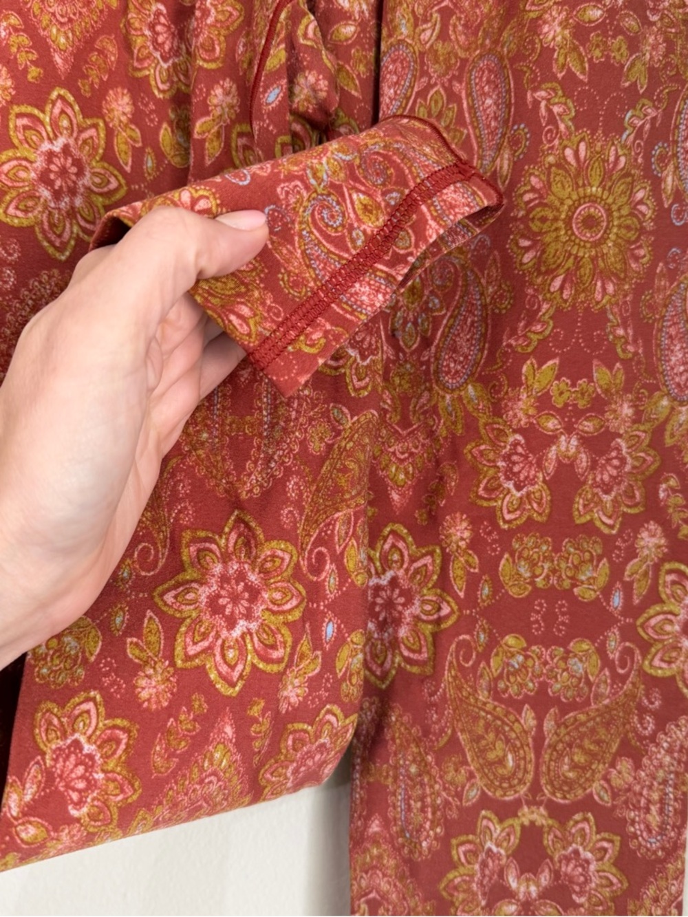 aerie Women’s Paisley Print Rust Red & Mustard Leggings - Picture 4 of 9